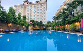 Classy Hotel And Spa Battambang